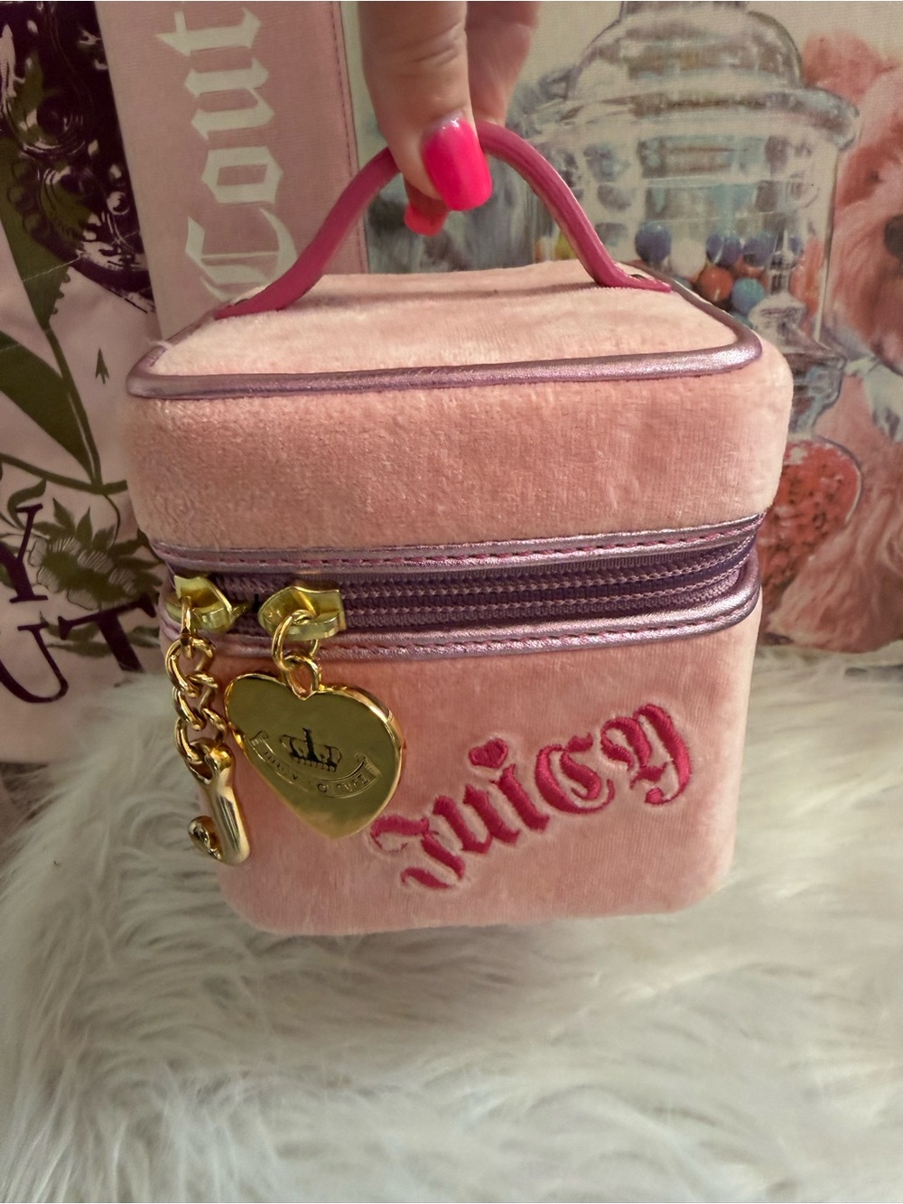 Rare Vintage 2007 Juicy Couture Pink Velour Micro Mini Case and Barrel Bag - Picture 3 of 16